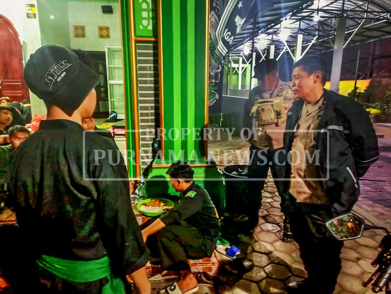 Kapolsek Mojoroto menyampaikan imbauan kamtibmas kepada para peserta UKT PSNU Pagar Nusa