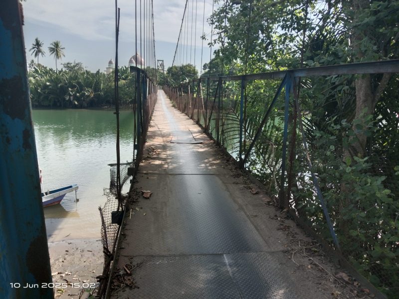 filter: 0; fileterIntensity: 0.0; filterMask: 0; captureOrientation: null; module: photo; 
hw-remosaic: false; 
touch: (-1.0, -1.0); 
modeInfo: HDR ; 
sceneMode: 2; 
cct_value: 0; 
AI_Scene: (-1, -1); 
aec_lux: 131.0; 
aec_lux_index: 0; 
hist255: 0.0; 
hist252~255: 0.0; 
hist0~15: 0.0; 
albedo:  ; 
confidence:  ; 
motionLevel: 0; 
weatherinfo: null; 
temperature: 41;