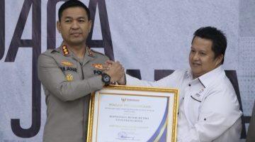 Kapolrestro Tangerang Kota Terima Penghargaan Ombudsman Atas Kualitas Pelayanan Publik