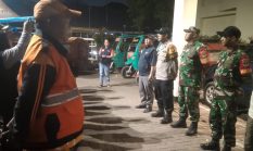 Patroli/Siskamling Koramil 06/Cakung, Sinergi Aparat Dan Warga Jaga Lingkungan Tetap Aman Dan Kondusif