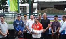 Wakapolres Jakarta Utara Hadir Dalam Penangkapan Ikan Sapu-Sapu Bersama Gubernur DKI Di Kelapa Gading