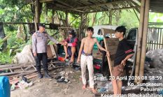 Bhabinkamtibmas Polsek Rangkasbitung Polres Lebak Giat Sambang Ke Warga Desa Pabuaran Sampaikan Pesan Kamtibmas