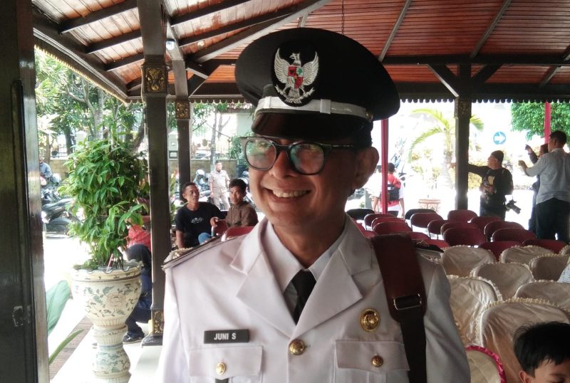 Kades Bentar Kecamatan Salem Kabupaten Brebes JUNI SUNANDAR