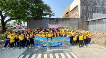 Polisi Perkenalkan Keselamatan Berkendara Sejak Dini Ke Anak TK Dalam Program Polsanak Di Sepatan Tangerang