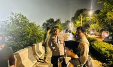 Polsek Koja Bubarkan Puluhan Remaja Nongkrong Saat Patroli KRYD Di Rawa Badak