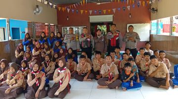 Polsek Pademangan Gelar Police Go To School, Edukasi Pelajar Jaga Kamtibmas Dan Disiplin Diri