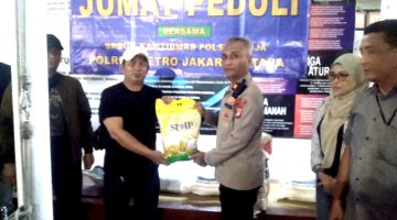 Polsek Koja Perkuat Jaga Kamtibmas Dengan Program Jumat Peduli