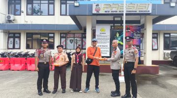 Polsek Koja Terima Kunjungan Siswa SDN 021 Tugu Utara : Serahkan Hasil Panen, Bukti Peduli Lingkungan